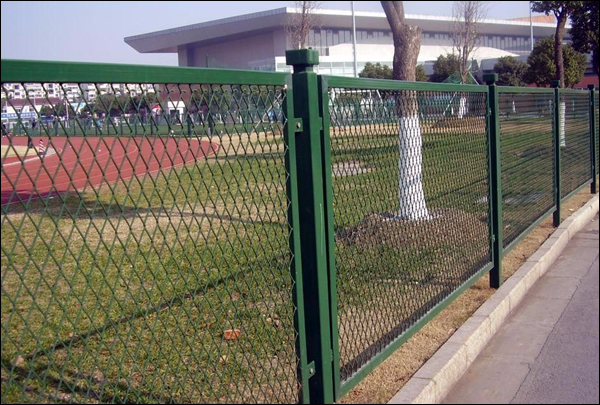 Galvanized PVC Coated Steel Mesh Fence Panels 