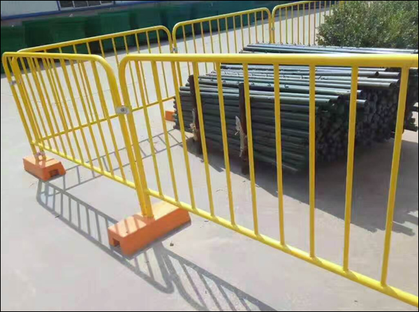 Crowd Control Barrier