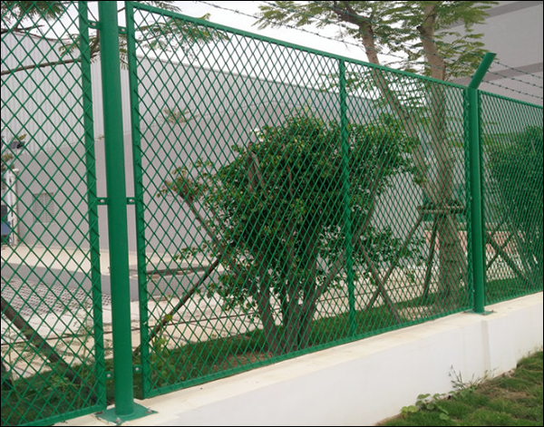 High Security Fence System of Framed 3510 Fence Panels